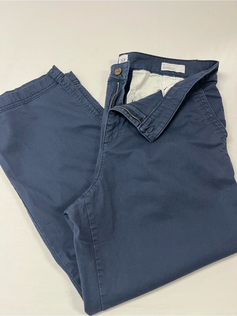 GAP Navy Blue Girlfriend Chino Pants Stretch Twill Mid Rise Tapered Size 16-1691